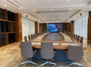 قاعة اجتماعات مجلس الإدارة جامعة عفت (6)